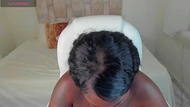 Snapshot of Ananya_Kay01 chatting on November 12, 2025, 3:51 am Ananya Kay01 online show from November 12, 2025, 3:51 am