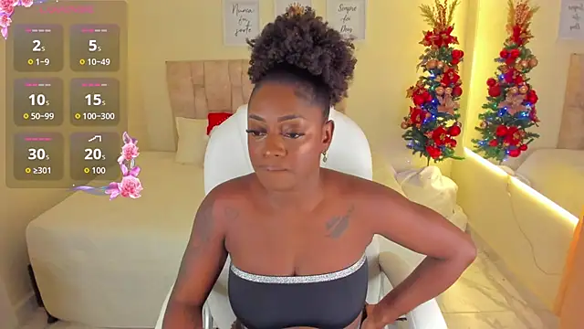 Snapshot of Ananya_Kay01 chatting on November 24, 2025, 11:26 pm Ananya Kay01 online show from November 24, 2025, 11:26 pm