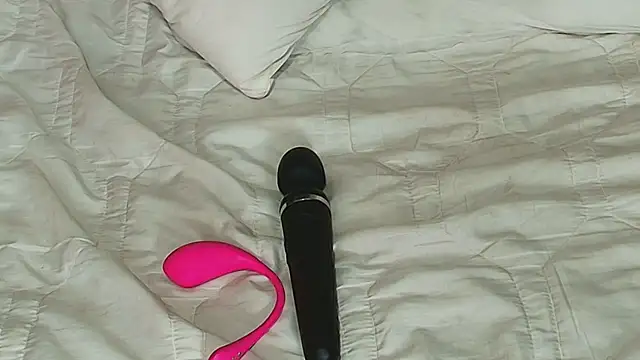 Snapshot of emmars_ chatting on February 8, 2025, 1:22 am emmars online show from February 8, 2025, 1:22 am