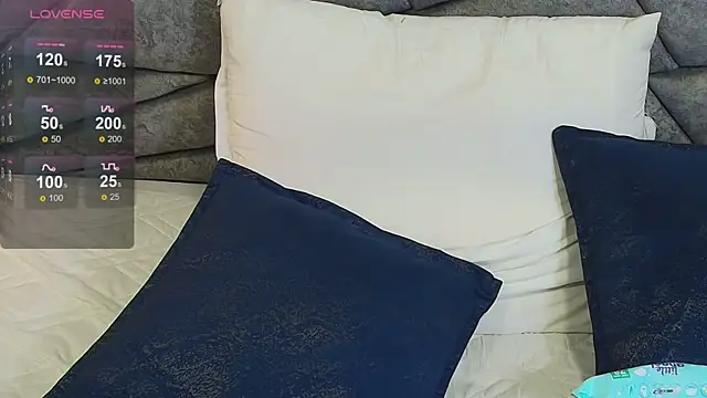 Snapshot of emmars_ chatting on March 22, 2025, 12:04 pm emmars online show from March 22, 2025, 12:04 pm