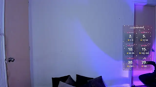 Snapshot of kristen_kassi chatting on March 14, 2025, 5:05 am kristen kassi online show from March 14, 2025, 5:05 am