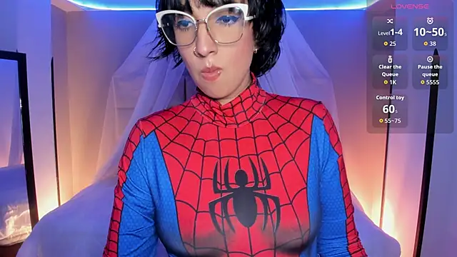 Snapshot of kristen_kassi chatting on October 6, 2025, 7:33 pm kristen kassi online show from October 6, 2025, 7:33 pm