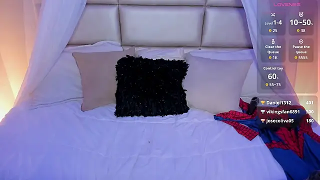 Snapshot of kristen_kassi chatting on October 7, 2025, 7:38 am kristen kassi online show from October 7, 2025, 7:38 am