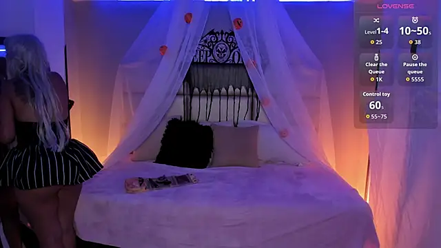 Snapshot of kristen_kassi chatting on October 31, 2025, 12:06 pm kristen kassi online show from October 31, 2025, 12:06 pm