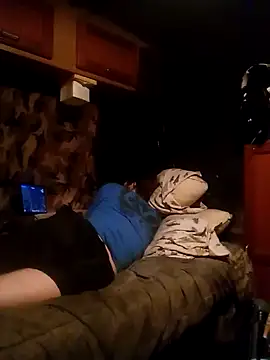 Snapshot of hothippie420 chatting on September 18, 2025, 5:53 am hothippie420 online show from September 18, 2025, 5:53 am