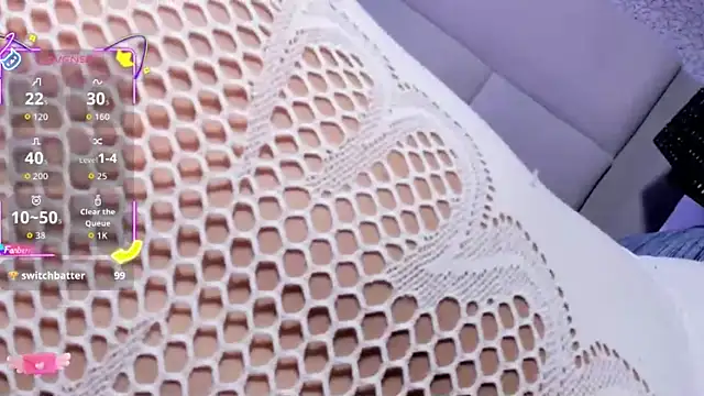 Snapshot of Summer_walkerr chatting on September 27, 2025, 12:43 pm Summer walkerr online show from September 27, 2025, 12:43 pm