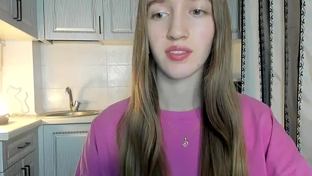 leslie my lovee online show from November 21, 2025, 6:28 pm