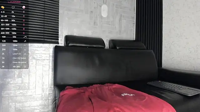 Lil Curved online show from October 29, 2025, 12:18 pm