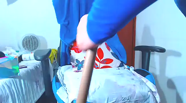 Snapshot of zoetits chatting on January 29, 2025, 2:19 am zoetits online show from January 29, 2025, 2:19 am