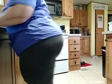 missthickness35 Pika online show from December 21, 2024, 5:40 pm