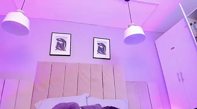 April bowie online show from February 2, 2025, 11:51 am