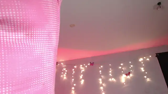 Hellen dumont online show from February 27, 2025, 2:21 am