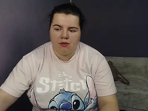 Snapshot of so_shy chatting on September 19, 2025, 7:10 am so shy online show from September 19, 2025, 7:10 am