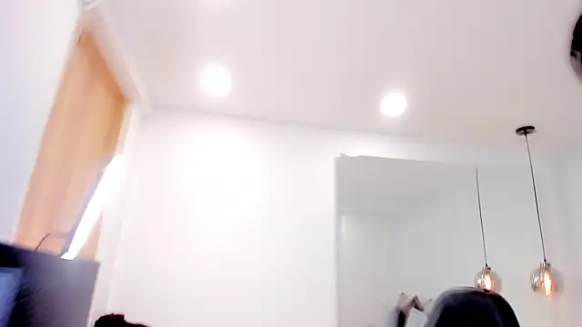 dolly walker online show from February 13, 2025, 8:38 am