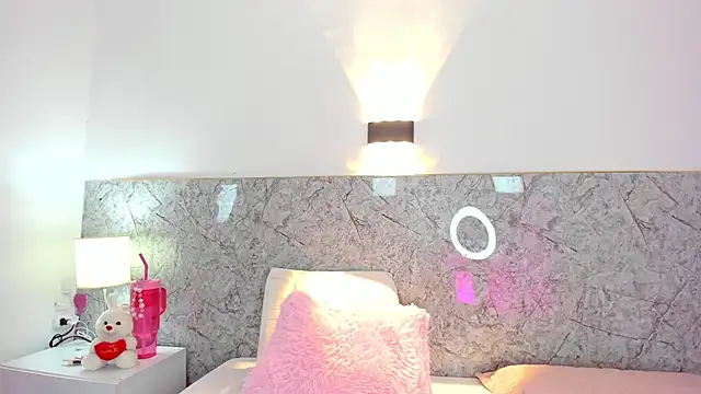 Snapshot of Mia_rom11 chatting on December 27, 2024, 3:26 pm Mia rom11 online show from December 27, 2024, 3:26 pm