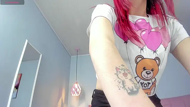 Snapshot of ScarletGV chatting on January 13, 2025, 4:07 am ScarletGV online show from January 13, 2025, 4:07 am
