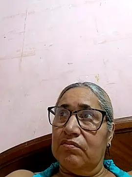  candi online show from November 17, 2025, 2:39 am