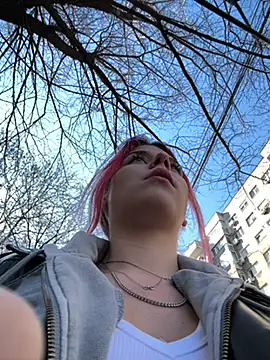 RiriRoseey online show from March 5, 2025, 8:32 am