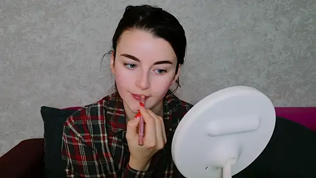 Miss Arwen online show from November 5, 2025, 2:11 am