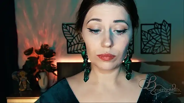 Snapshot of MissBeverlyMills chatting on January 24, 2025, 6:14 pm MissBeverlyMills online show from January 24, 2025, 6:14 pm