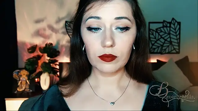 Snapshot of MissBeverlyMills chatting on February 8, 2025, 5:18 pm MissBeverlyMills online show from February 8, 2025, 5:18 pm