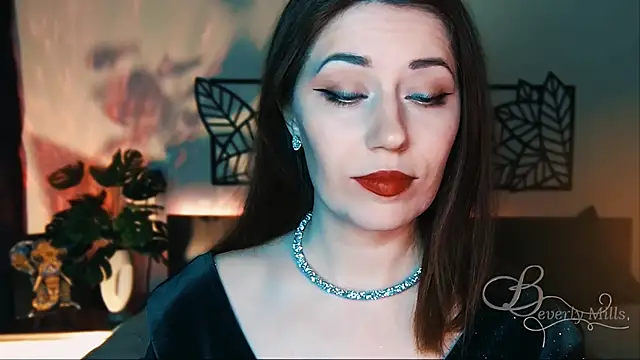 Snapshot of MissBeverlyMills chatting on February 22, 2025, 8:53 pm MissBeverlyMills online show from February 22, 2025, 8:53 pm