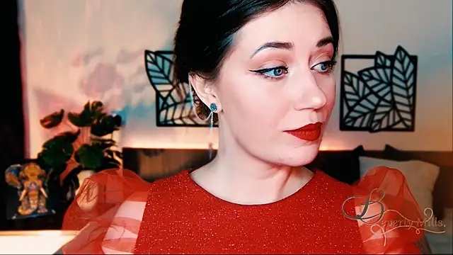 Snapshot of MissBeverlyMills chatting on February 28, 2025, 9:25 am MissBeverlyMills online show from February 28, 2025, 9:25 am