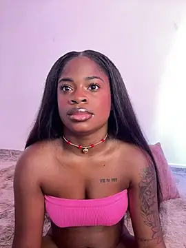 Snapshot of Tamara_Lubezkii chatting on March 1, 2025, 4:33 pm Tamara Lubezkii online show from March 1, 2025, 4:33 pm