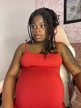 Snapshot of Tamara_Lubezkii chatting on October 1, 2025, 9:21 pm Tamara Lubezkii online show from October 1, 2025, 9:21 pm