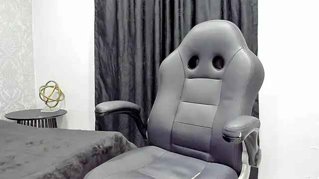 Snapshot of andrew_rose_ chatting on January 7, 2025, 5:31 pm andrew rose online show from January 7, 2025, 5:31 pm