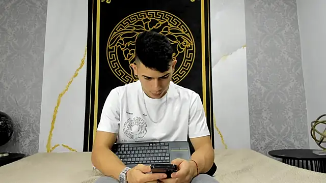 Snapshot of andrew_rose_ chatting on January 11, 2025, 3:09 pm andrew rose online show from January 11, 2025, 3:09 pm