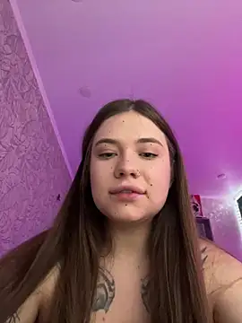 Snapshot of Vikki_toriya chatting on December 8, 2024, 5:44 pm Vikki toriya online show from December 8, 2024, 5:44 pm