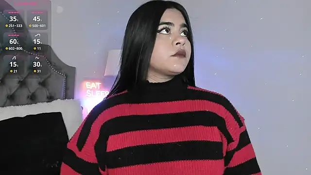 atena hill online show from October 6, 2025, 7:33 pm