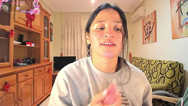 Snapshot of bella_apont chatting on January 19, 2025, 7:15 pm bella apont online show from January 19, 2025, 7:15 pm