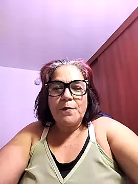 Snapshot of MARIANMILLS__ chatting on October 12, 2025, 1:21 pm MARIANMILLS   online show from October 12, 2025, 1:21 pm