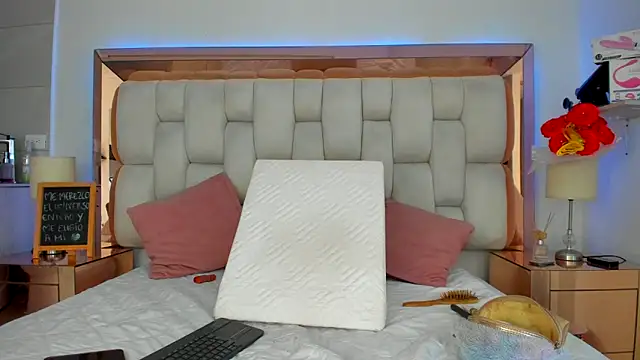 Snapshot of emilyparkerr01 chatting on October 23, 2025, 10:08 pm emilyparkerr01 online show from October 23, 2025, 10:08 pm