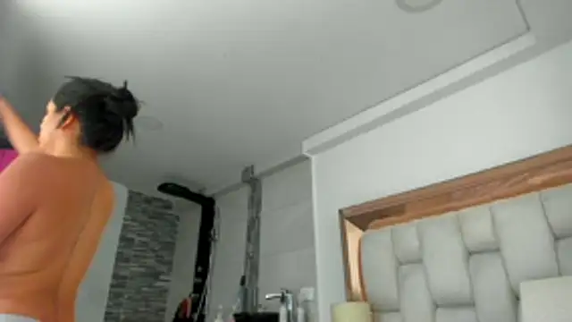 Snapshot of emilyparkerr01 chatting on November 28, 2025, 10:45 pm emilyparkerr01 online show from November 28, 2025, 10:45 pm