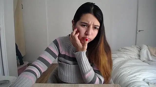 Snapshot of Contantin_helena chatting on January 8, 2025, 1:41 pm Contantin helena online show from January 8, 2025, 1:41 pm