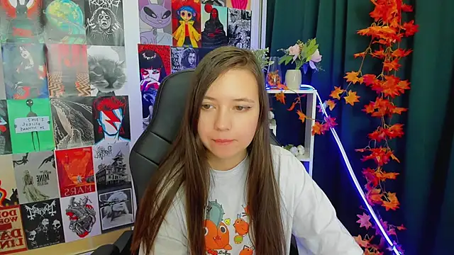 Snapshot of Lina_Brownie chatting on December 23, 2024, 5:17 am Lina Brownie online show from December 23, 2024, 5:17 am