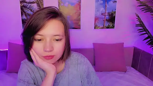 Snapshot of Lina_Brownie chatting on January 18, 2025, 5:20 am Lina Brownie online show from January 18, 2025, 5:20 am