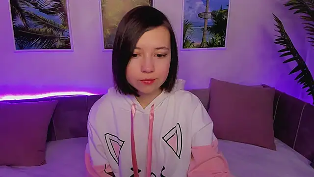 Snapshot of Lina_Brownie chatting on January 20, 2025, 2:01 am Lina Brownie online show from January 20, 2025, 2:01 am