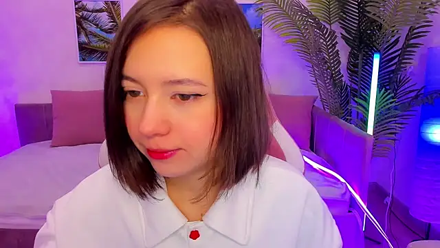 Snapshot of Lina_Brownie chatting on February 15, 2025, 1:53 am Lina Brownie online show from February 15, 2025, 1:53 am