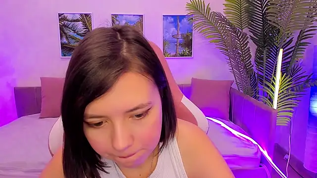 Snapshot of Lina_Brownie chatting on February 16, 2025, 5:04 am Lina Brownie online show from February 16, 2025, 5:04 am