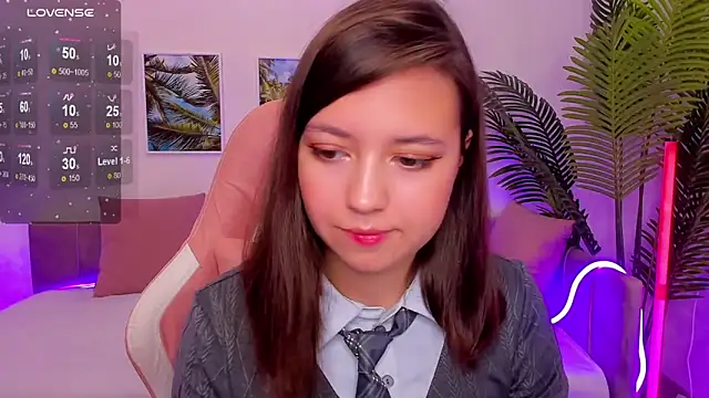 Snapshot of Lina_Brownie chatting on September 18, 2025, 3:41 am Lina Brownie online show from September 18, 2025, 3:41 am