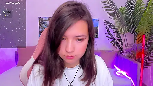 Snapshot of Lina_Brownie chatting on October 3, 2025, 2:30 am Lina Brownie online show from October 3, 2025, 2:30 am