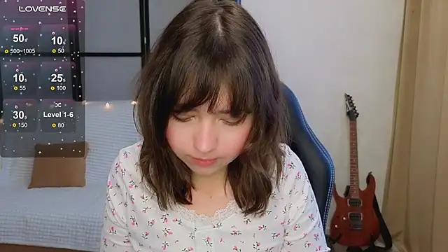 Snapshot of Lina_Brownie chatting on December 5, 2025, 4:32 am Lina Brownie online show from December 5, 2025, 4:32 am