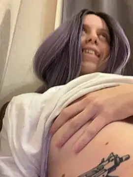 Snapshot of RinaMood chatting on December 20, 2024, 4:46 pm RinaMood online show from December 20, 2024, 4:46 pm