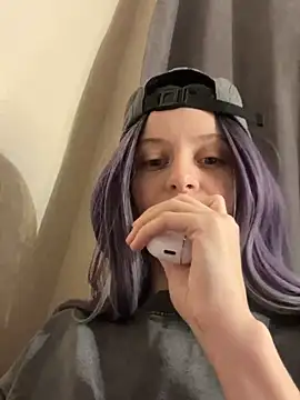 Snapshot of RinaMood chatting on December 29, 2024, 11:40 am RinaMood online show from December 29, 2024, 11:40 am