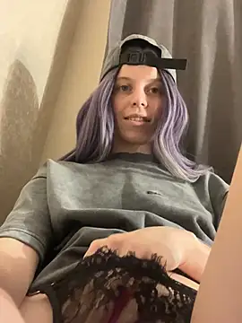 Snapshot of RinaMood chatting on December 29, 2024, 2:42 pm RinaMood online show from December 29, 2024, 2:42 pm