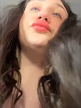 Snapshot of RinaMood chatting on January 6, 2025, 1:52 pm RinaMood online show from January 6, 2025, 1:52 pm